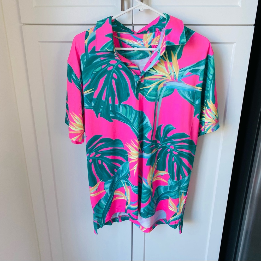 Chubbies men’s golf shirt large pink floral polo nwot